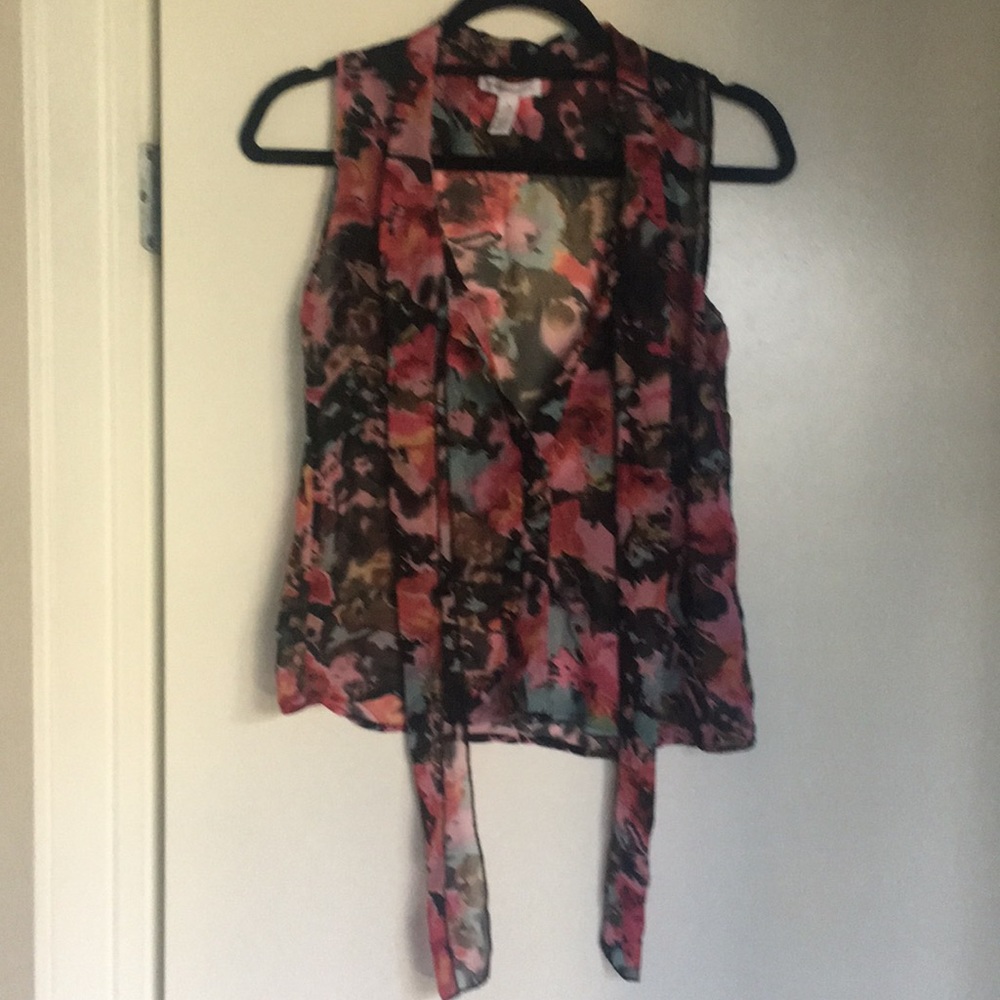 Floral top